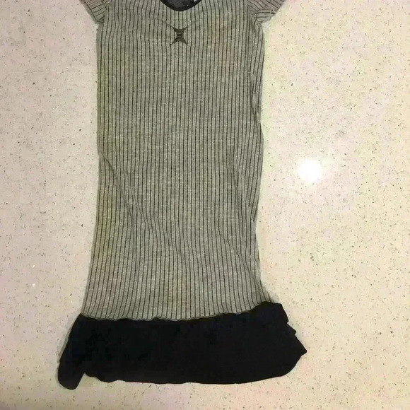 Bebe Dress - Picture 3 of 7